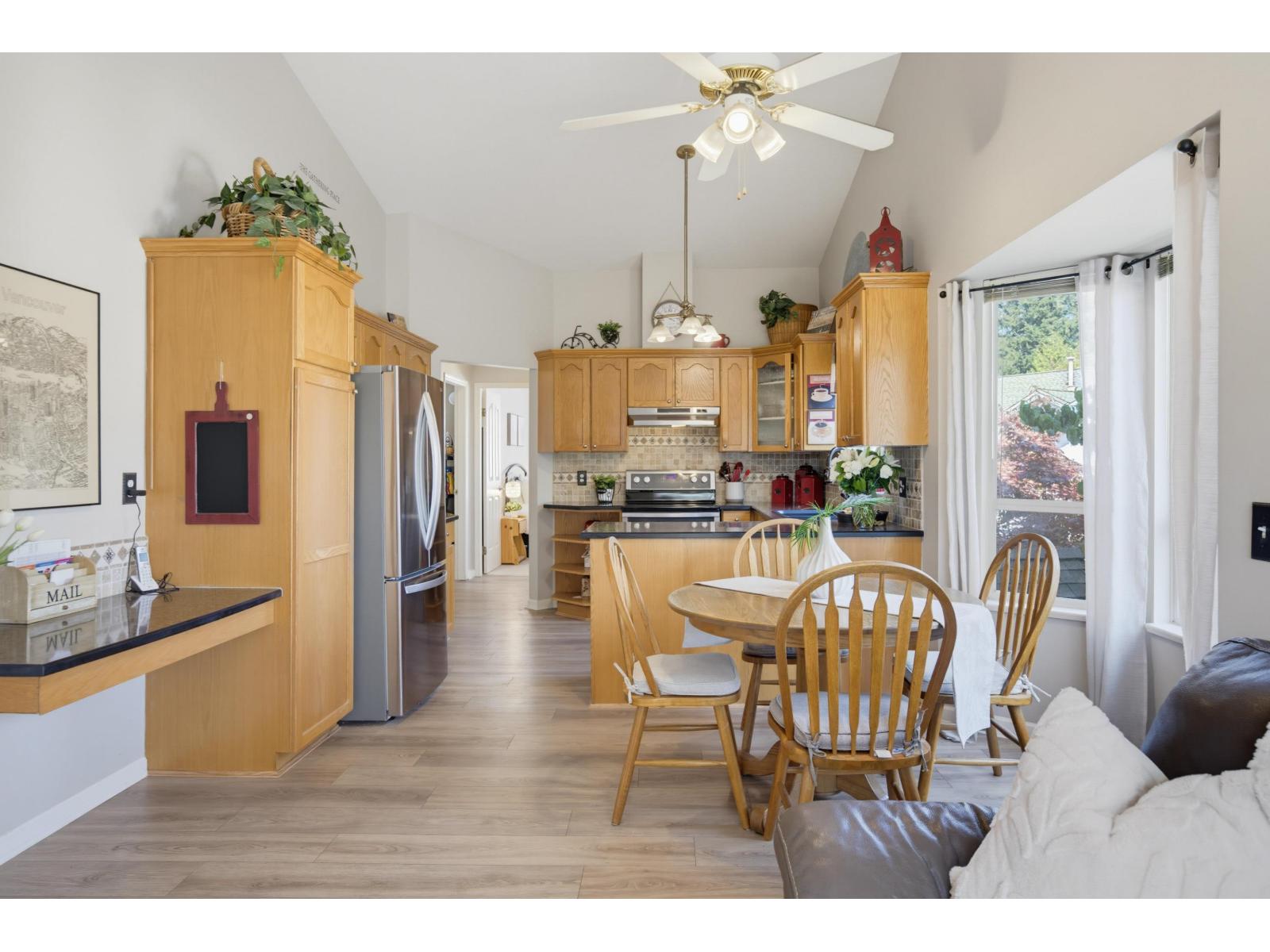 211 9072 Fleetwood Way, Surrey, British Columbia  V3R 0M6 - Photo 13 - R3154425