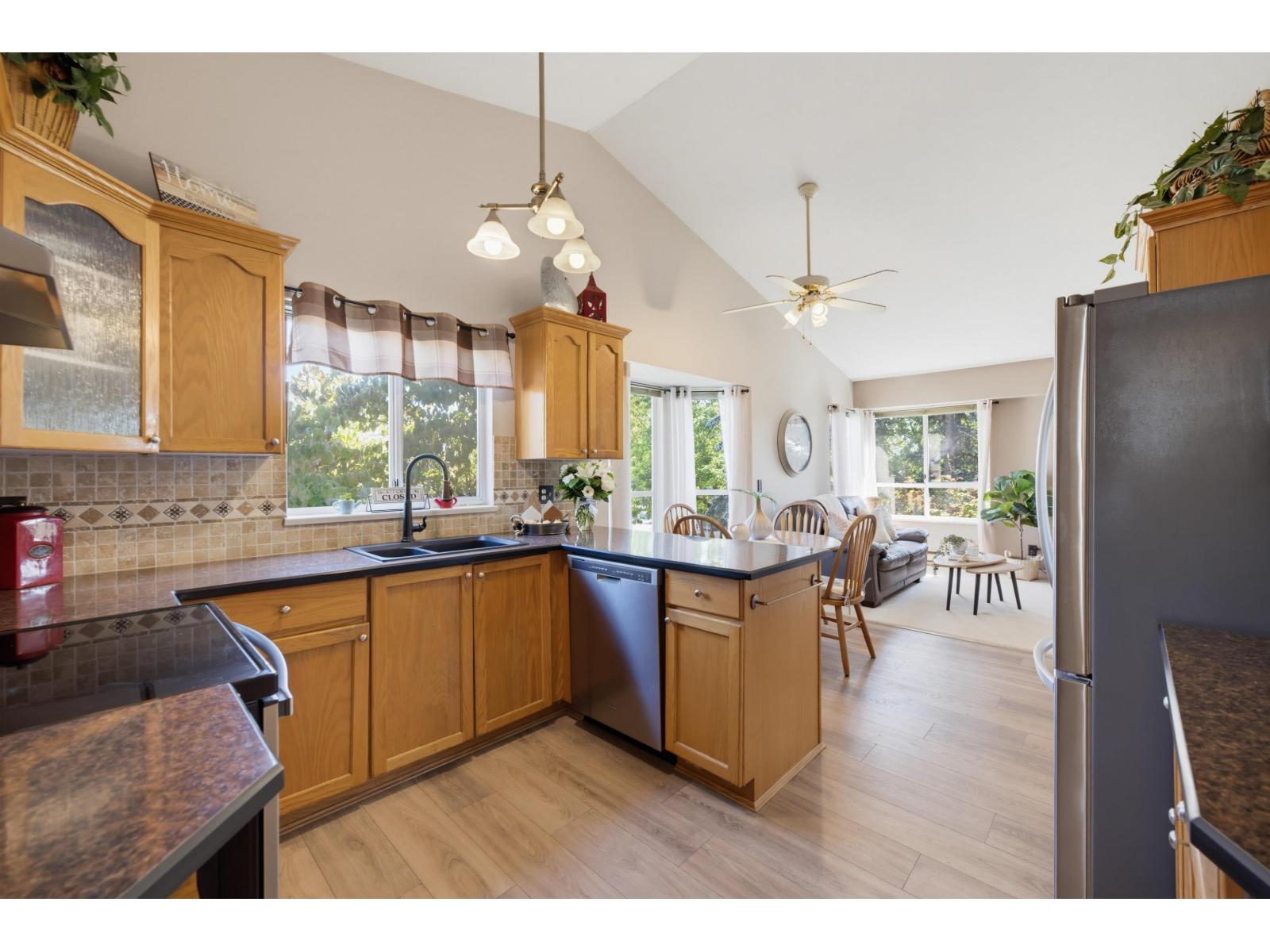 211 9072 Fleetwood Way, Surrey, British Columbia  V3R 0M6 - Photo 18 - R3154425