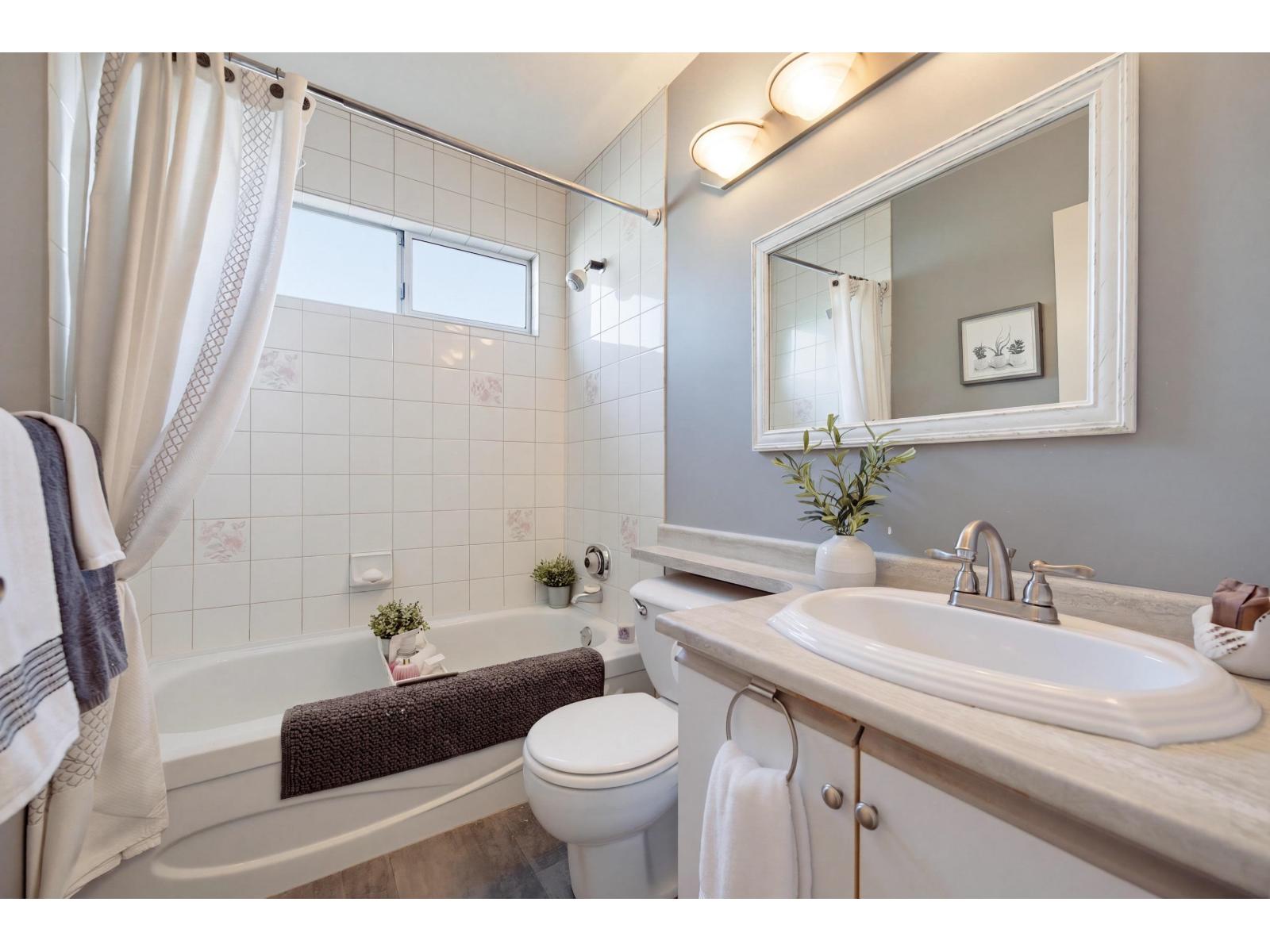 211 9072 Fleetwood Way, Surrey, British Columbia  V3R 0M6 - Photo 32 - R3154425