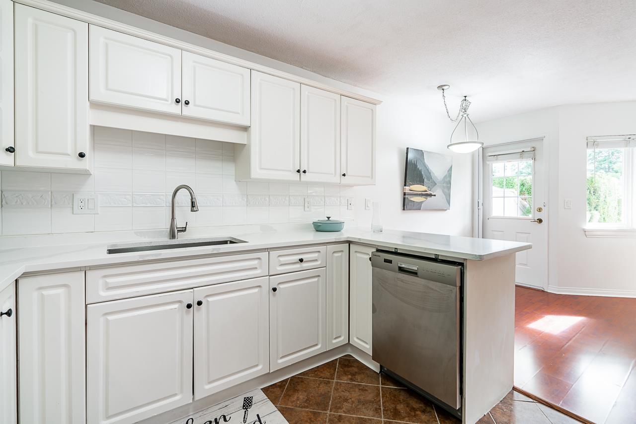 2 15099 28 Avenue, Surrey, British Columbia  V4P 1P3 - Photo 9 - R3155247