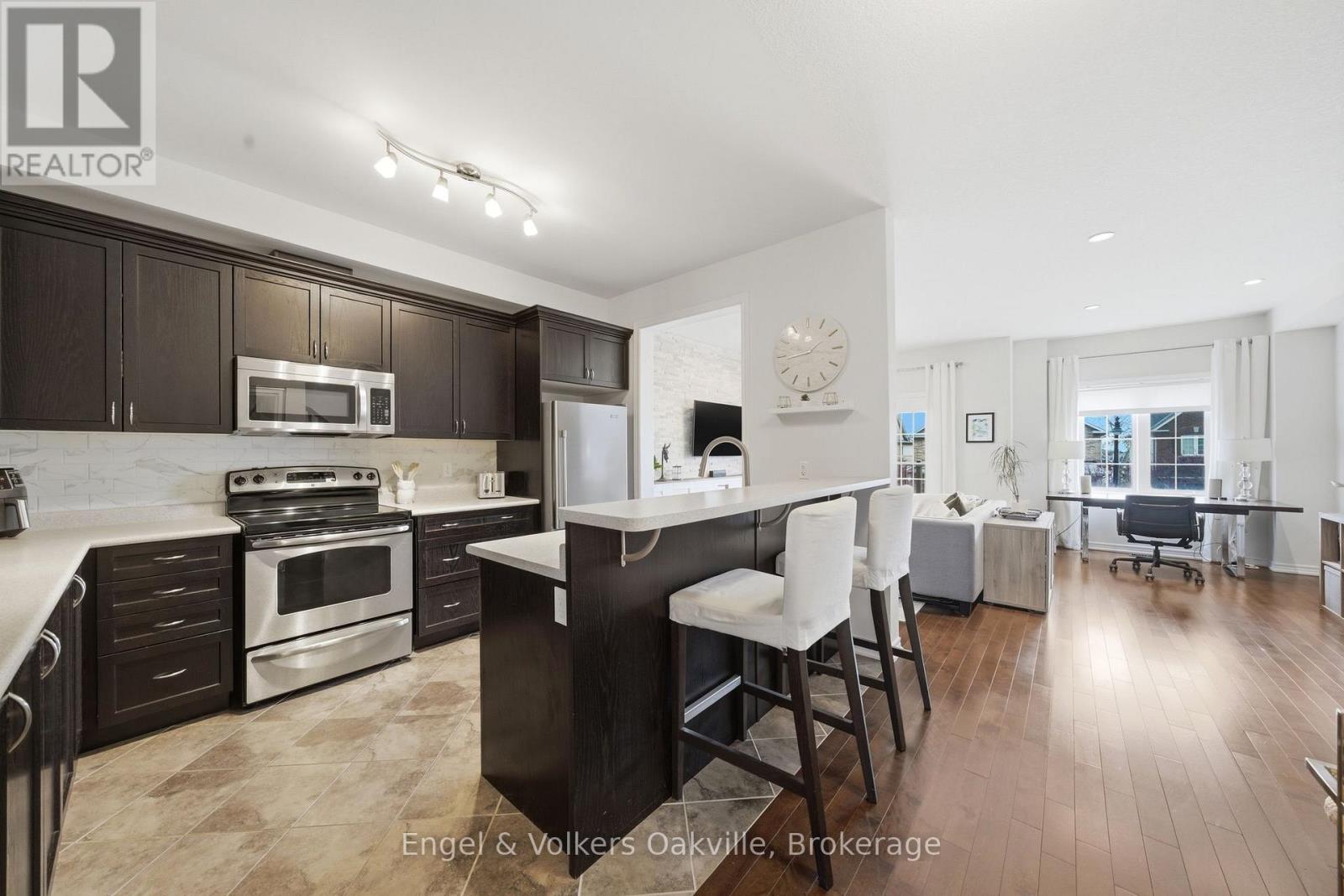 146 Truedell Circle, Hamilton, Ontario  L8B 0T1 - Photo 7 - X13671648