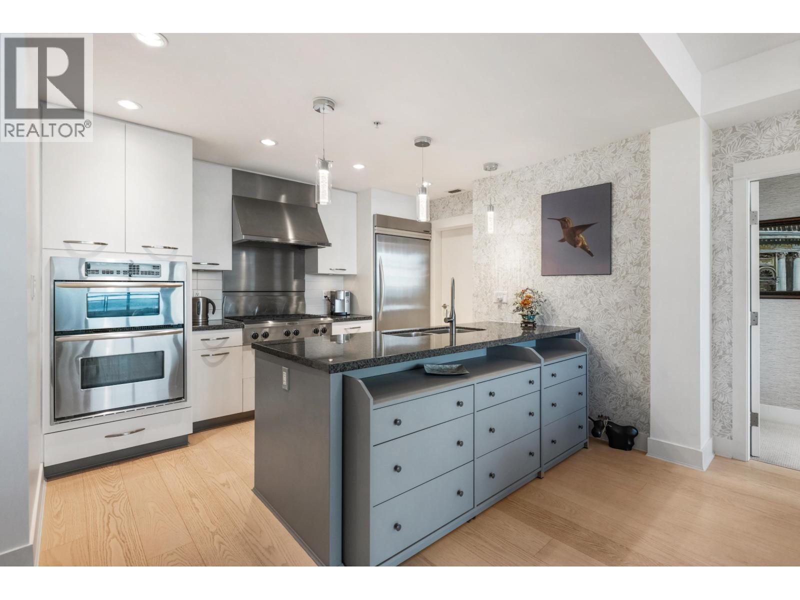402 3355 Cypress Place, West Vancouver, British Columbia  V7S 3J9 - Photo 11 - R3155458