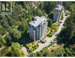 402 3355 CYPRESS PLACE, West Vancouver, British Columbia