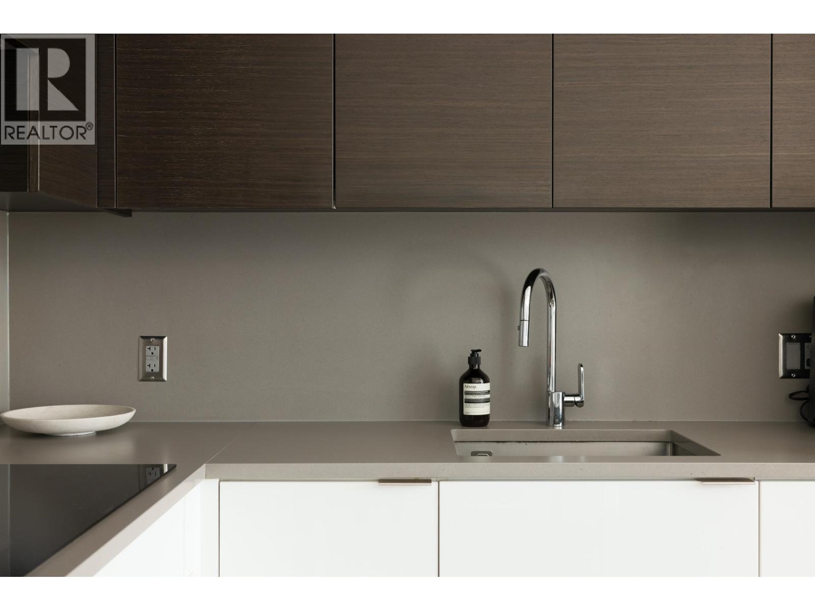 605 1688 Pullman Porter Street, Vancouver, British Columbia  V6A 0H4 - Photo 12 - R3155467
