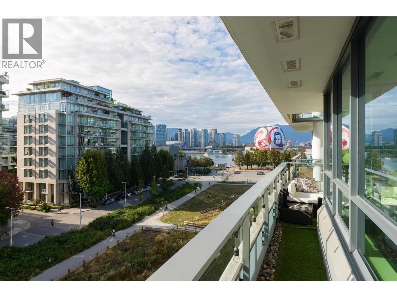 605 1688 Pullman Porter Street, Vancouver, British Columbia  V6A 0H4 - Photo 24 - R3155467