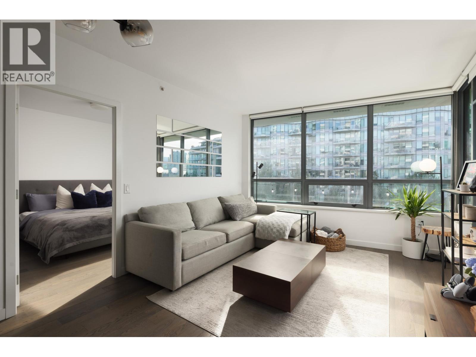 605 1688 Pullman Porter Street, Vancouver, British Columbia  V6A 0H4 - Photo 3 - R3155467