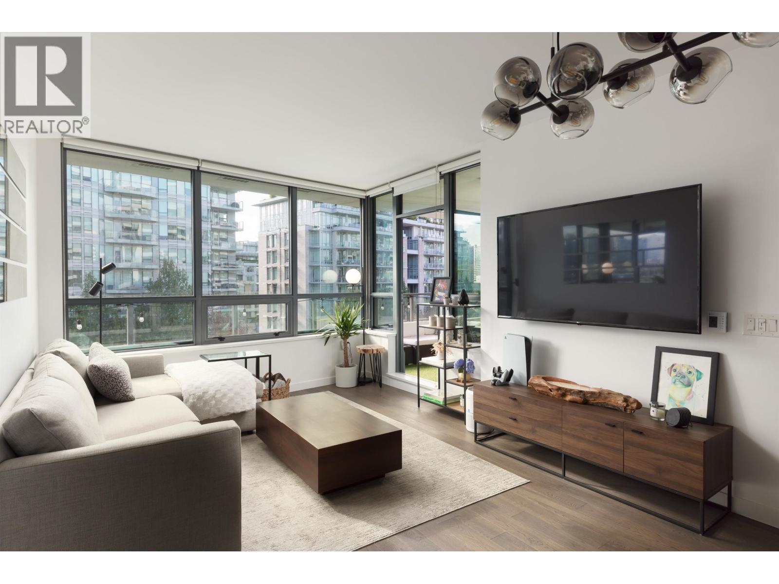 605 1688 Pullman Porter Street, Vancouver, British Columbia  V6A 0H4 - Photo 4 - R3155467