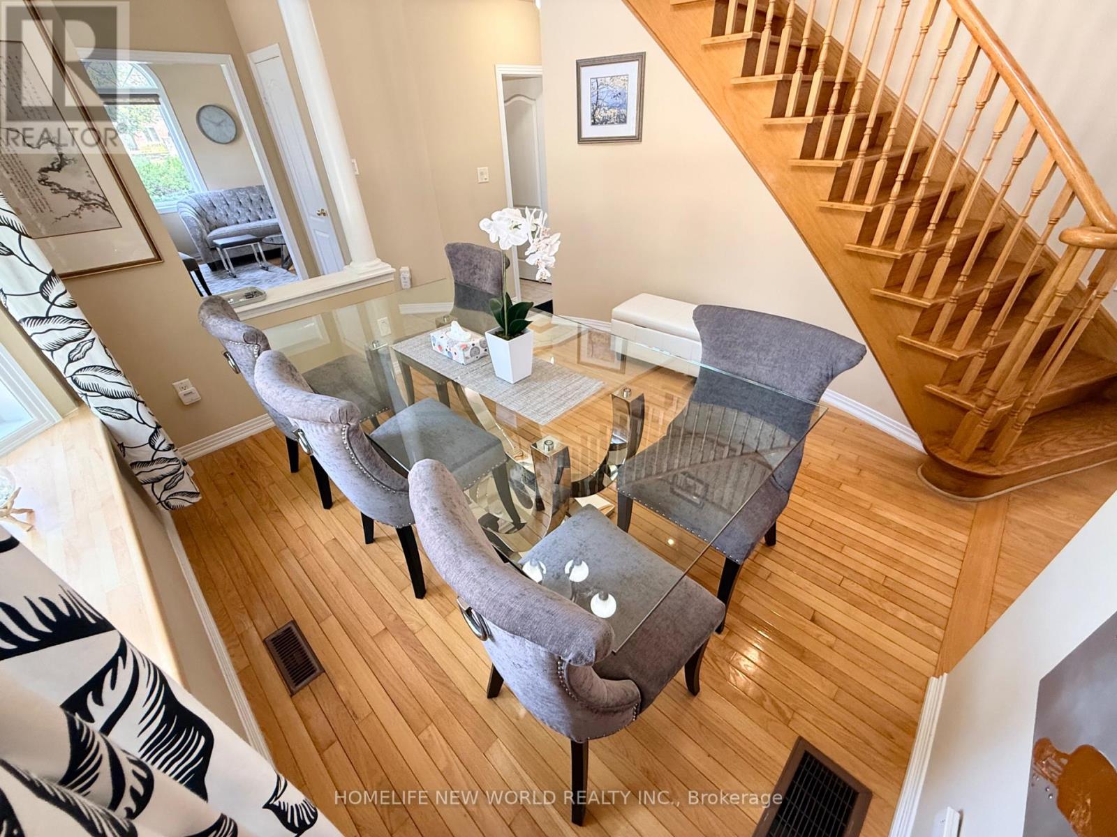63 Southbrook Crescent, Markham, Ontario L6C 2H3 - Photo 9 - N13669188
