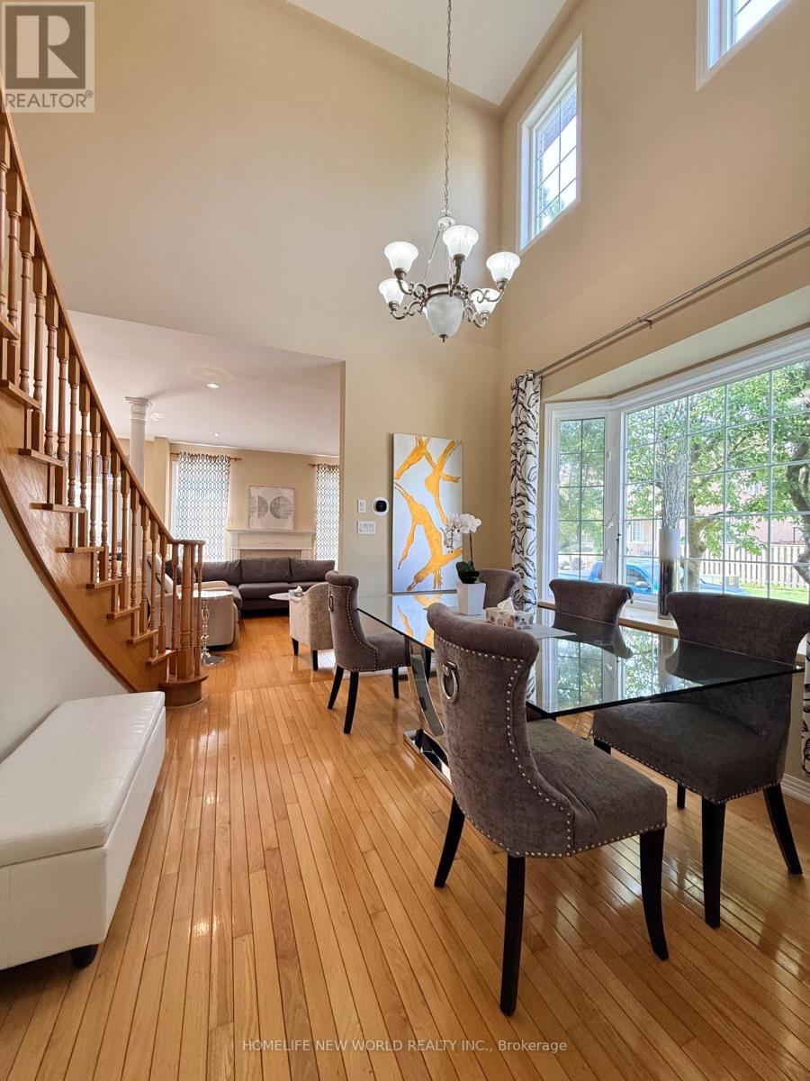 63 Southbrook Crescent, Markham, Ontario L6C 2H3 - Photo 6 - N13669188