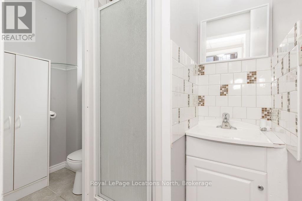 45 William Avenue, Wasaga Beach, Ontario  L9Z 2X3 - Photo 23 - S13671778