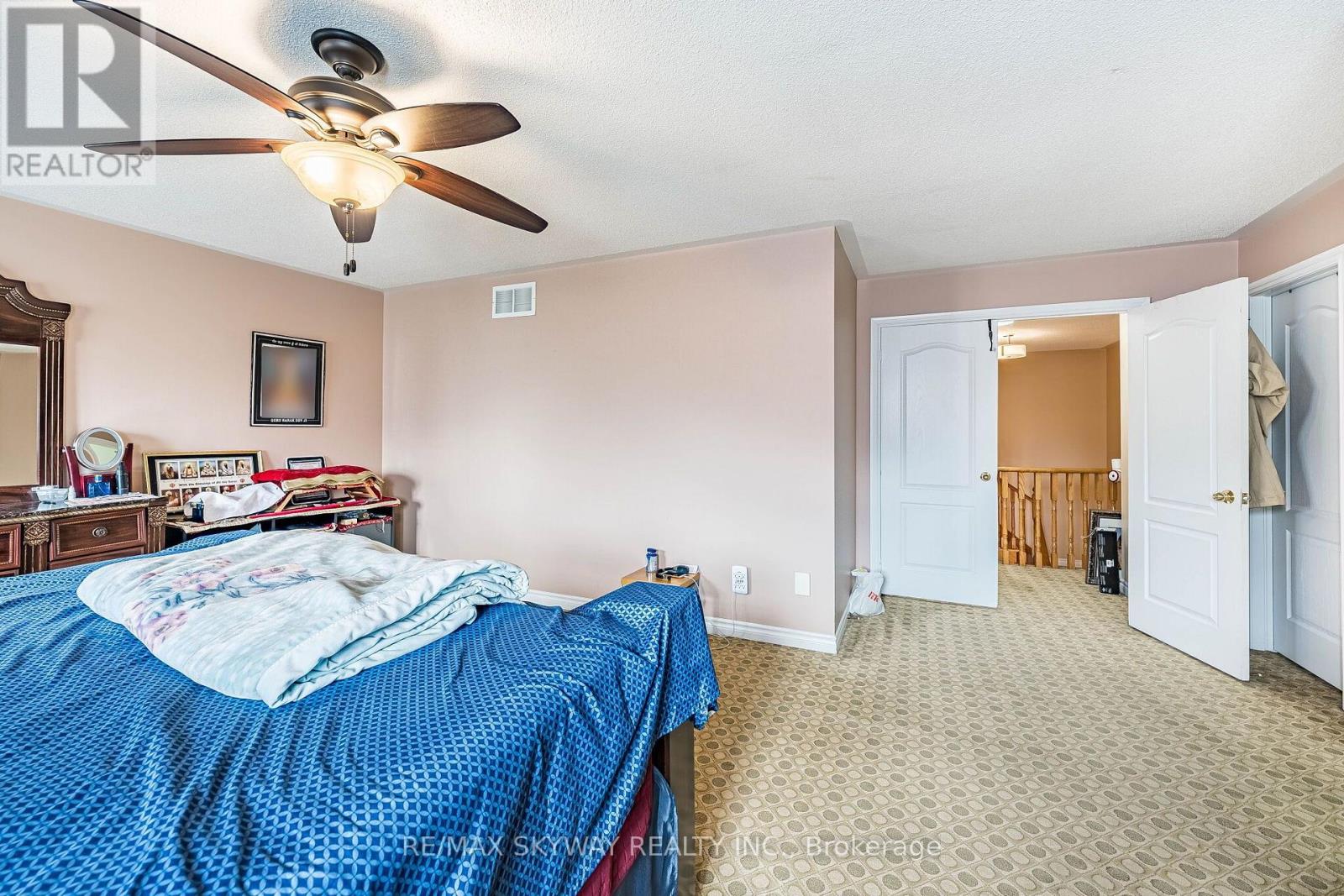 18 Long Meadow Road, Brampton, Ontario  L6P 2A2 - Photo 29 - W13644366
