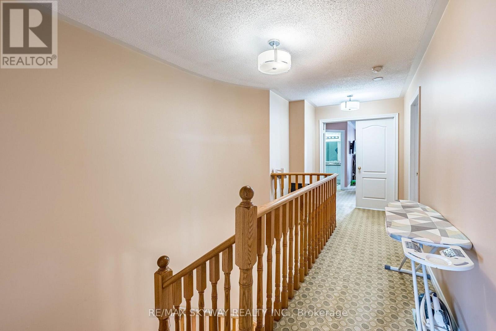 18 Long Meadow Road, Brampton, Ontario  L6P 2A2 - Photo 19 - W13644366
