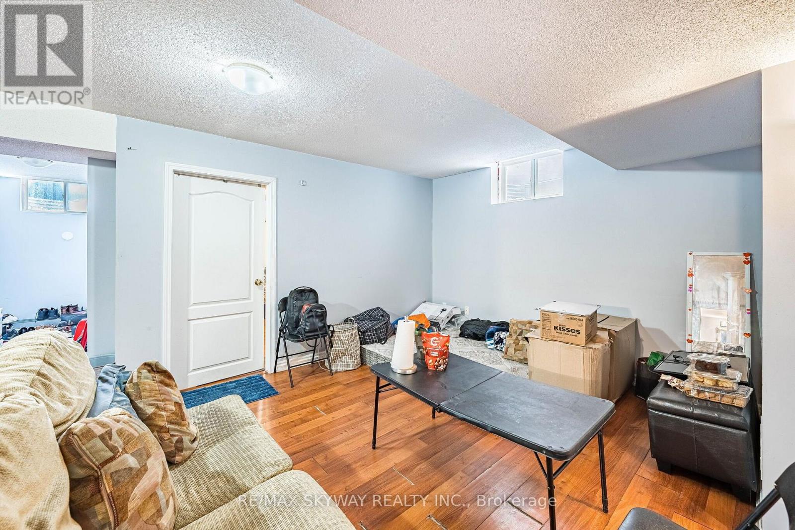 18 Long Meadow Road, Brampton, Ontario  L6P 2A2 - Photo 32 - W13644366