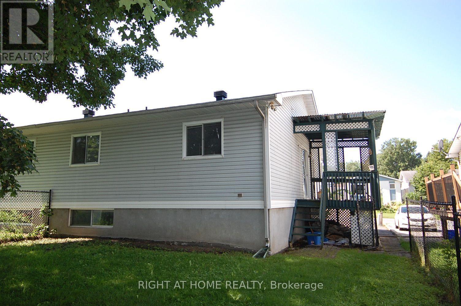 937 Morris Street, Clarence-Rockland, Ontario  K4K 1N1 - Photo 4 - X12577294