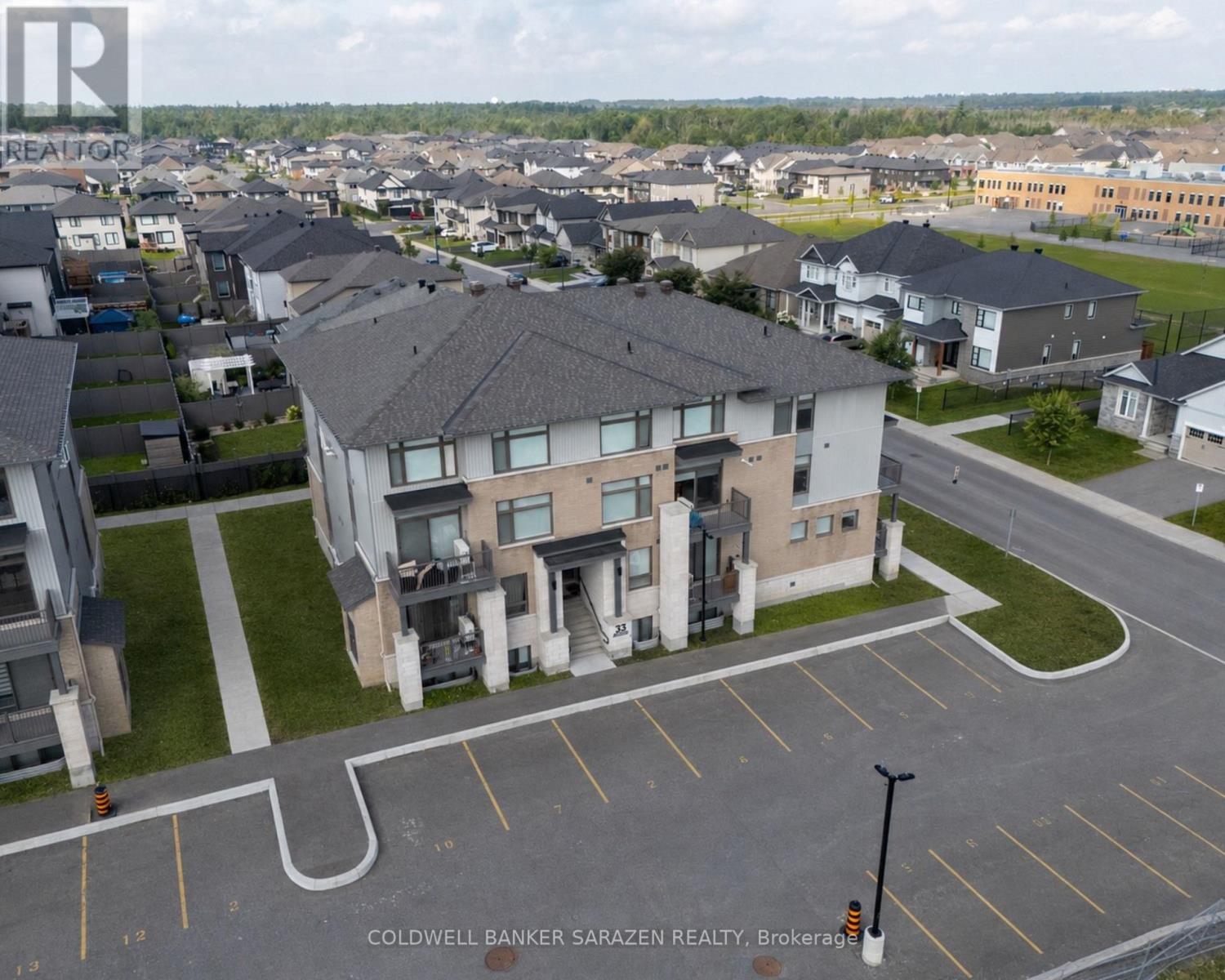 33 SALAMANDER WAY, Ottawa, Ontario