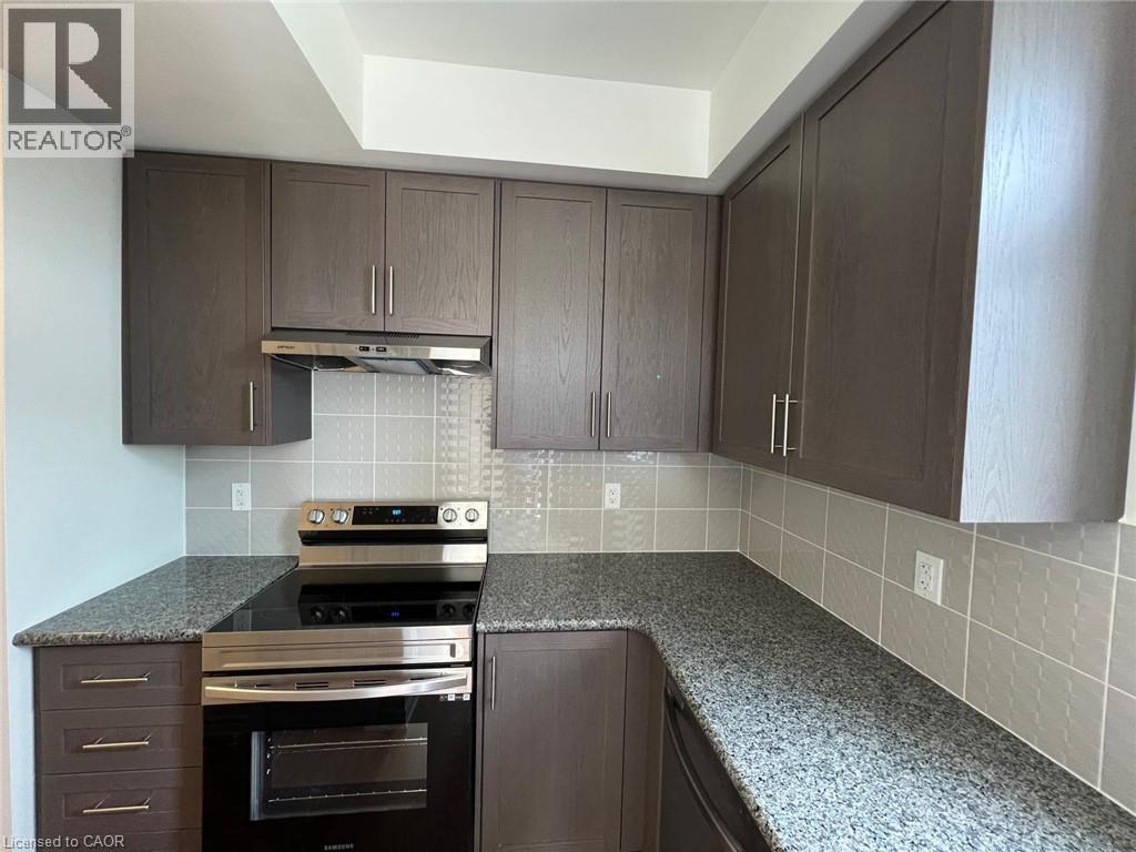 10 Halliford Place Unit# 32, Brampton, Ontario  L6P 4R1 - Photo 2 - 40855429