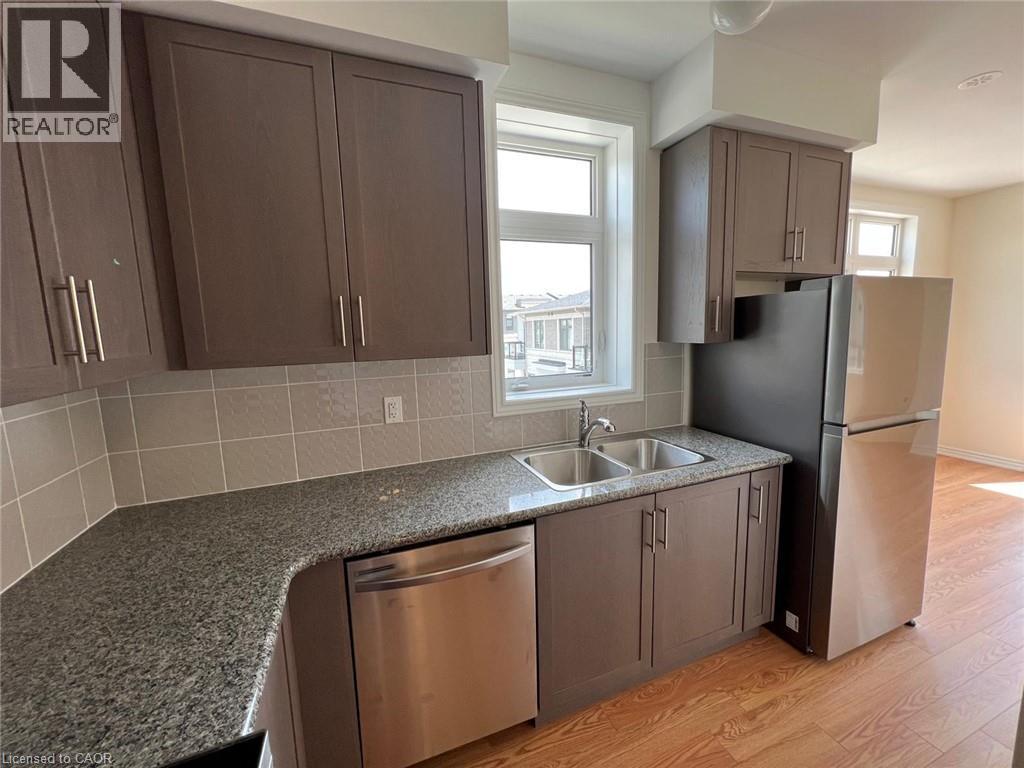 10 Halliford Place Unit# 32, Brampton, Ontario  L6P 4R1 - Photo 5 - 40855429