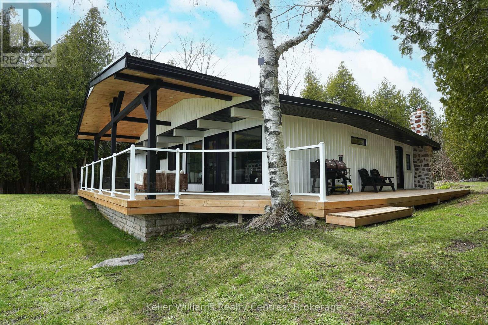 193 Tamarac Road, Northern Bruce Peninsula, Ontario N0H 1W0 - Photo 1 - X13671776