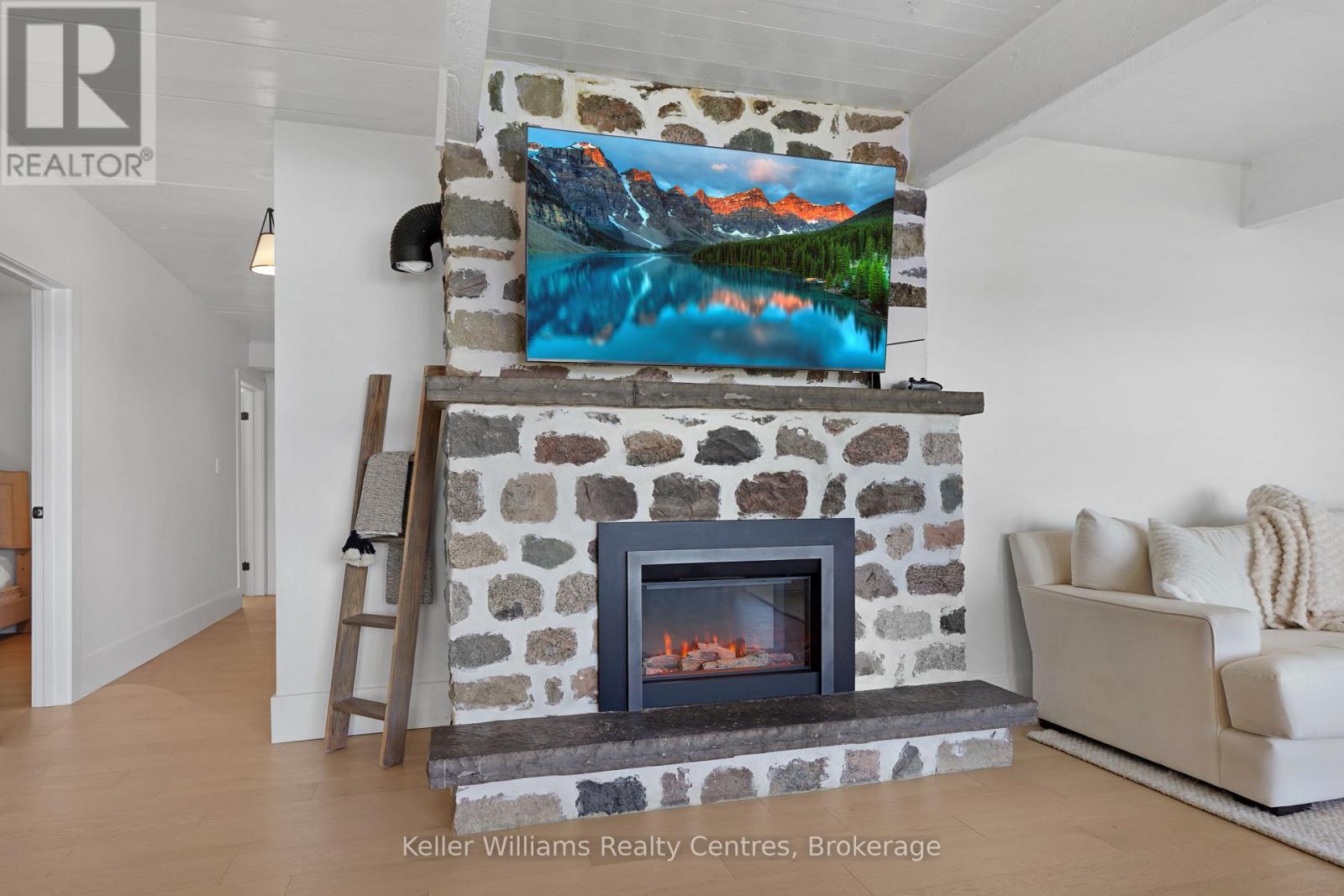 193 Tamarac Road, Northern Bruce Peninsula, Ontario N0H 1W0 - Photo 11 - X13671776