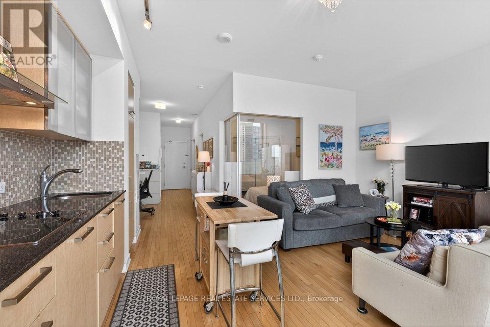 1804 - 14 York Street, Toronto, Ontario M5J 0B1 - Photo 15 - C13671638