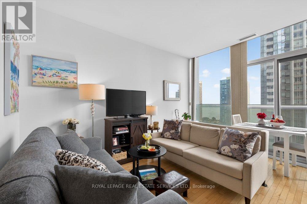 1804 - 14 York Street, Toronto, Ontario M5J 0B1 - Photo 17 - C13671638