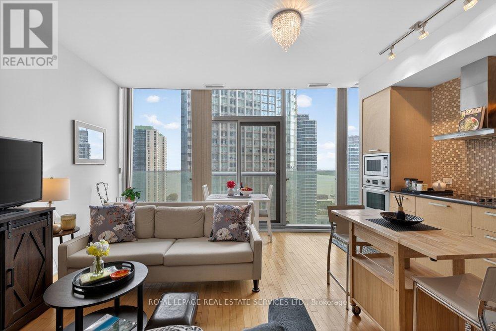 1804 - 14 York Street, Toronto, Ontario M5J 0B1 - Photo 22 - C13671638