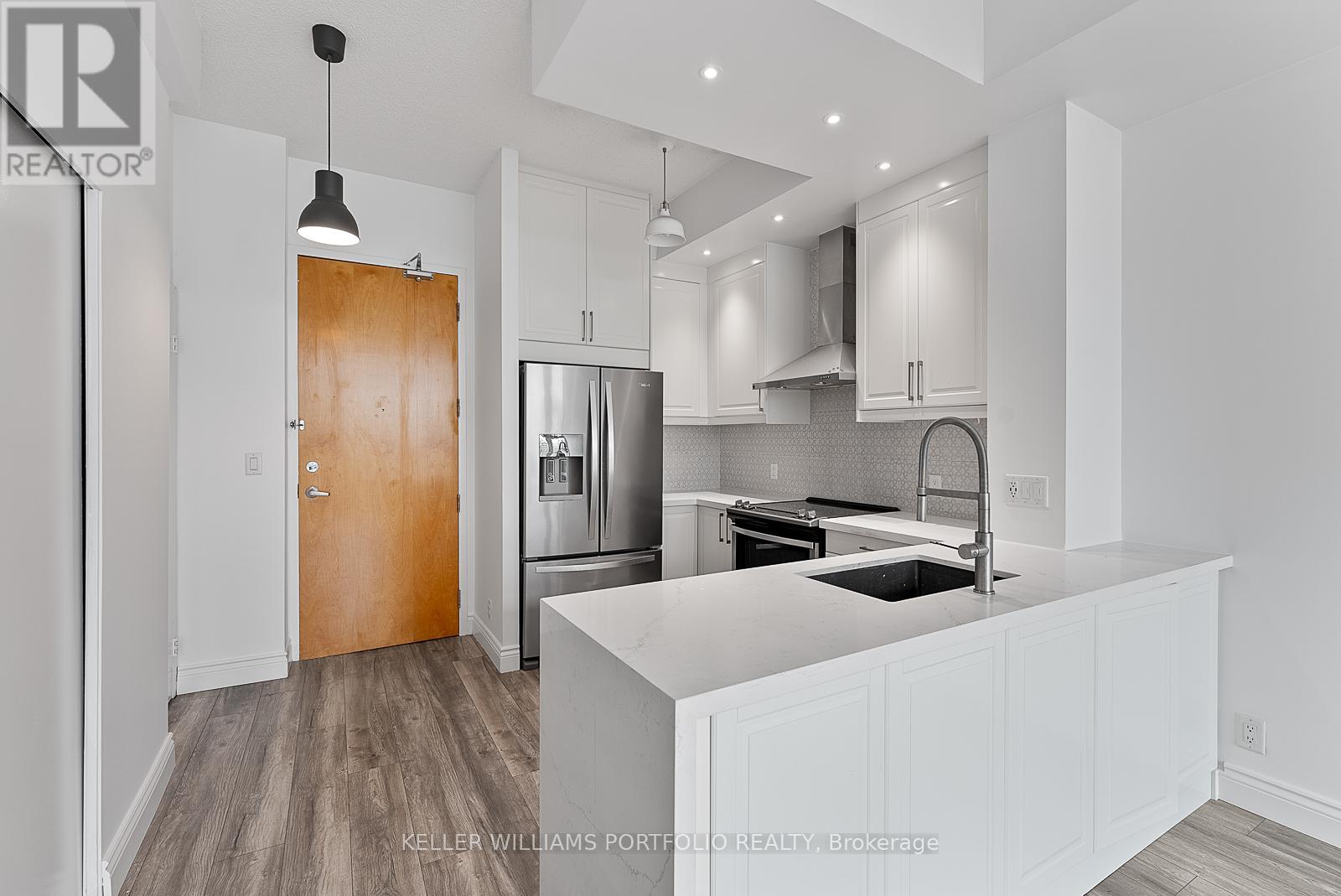 918 - 388 Richmond Street W, Toronto, Ontario  M5V 3P1 - Photo 6 - C13671774
