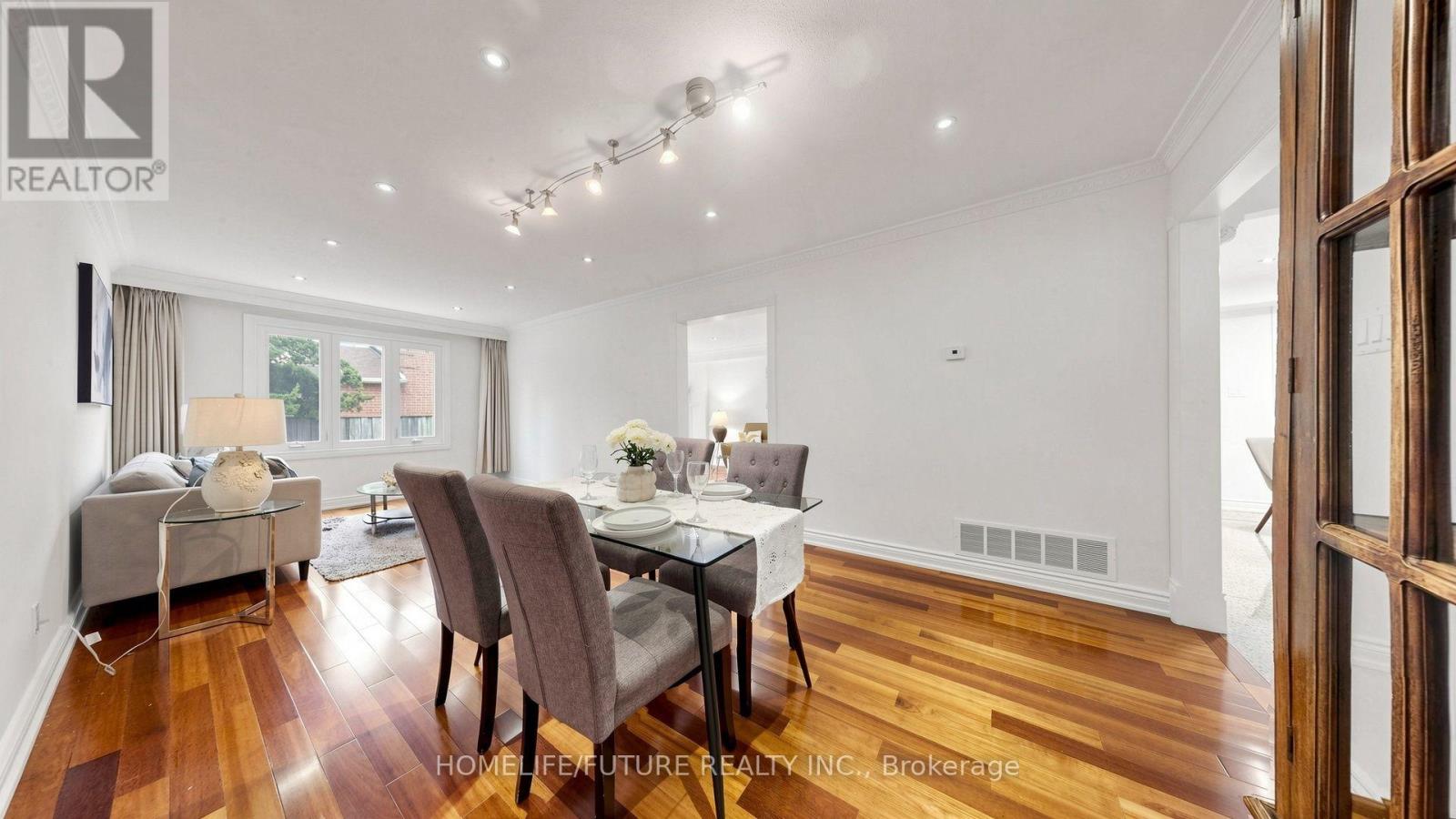 69 Lansbury Drive, Toronto, Ontario M1V 3J3 - Photo 10 - E13671666