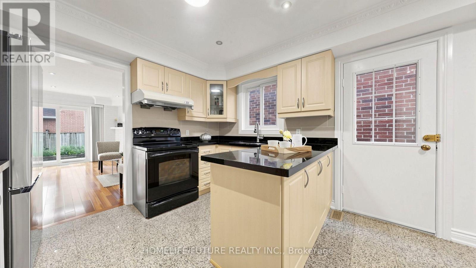 69 Lansbury Drive, Toronto, Ontario M1V 3J3 - Photo 15 - E13671666