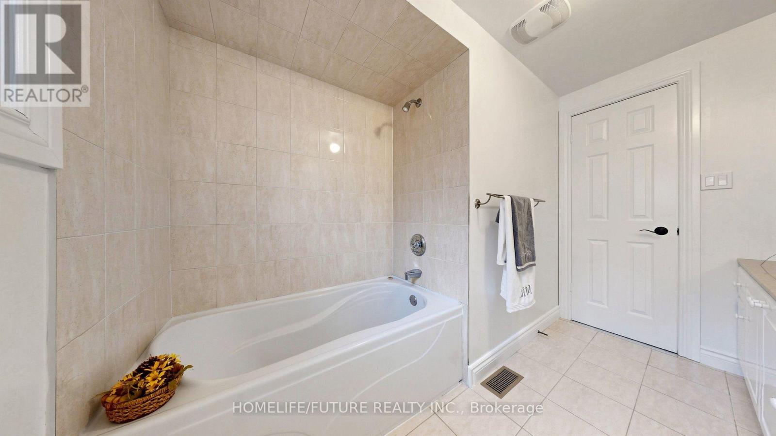 69 Lansbury Drive, Toronto, Ontario M1V 3J3 - Photo 39 - E13671666