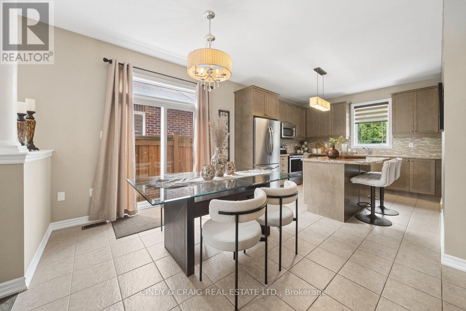 60 Vivian Drive, Clarington, Ontario  L1E 0C3 - Photo 6 - E13671736