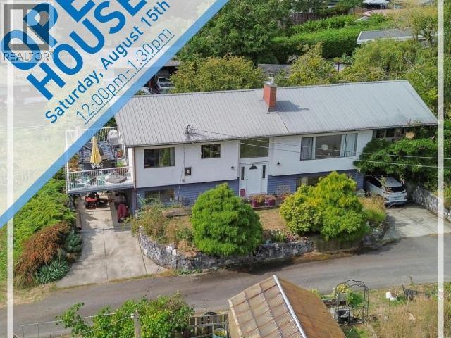 7889 HIGHWAY 101, Powell River, British Columbia