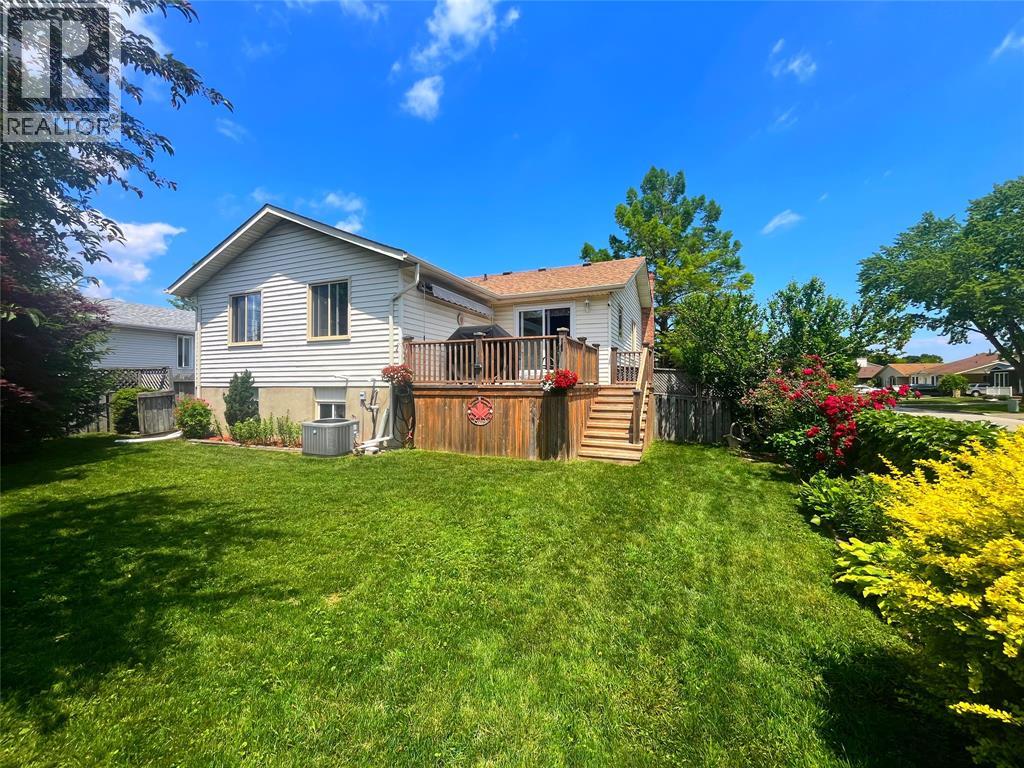 95 Turner Drive, Sarnia, Ontario  N7S 5G6 - Photo 3 - 26013605