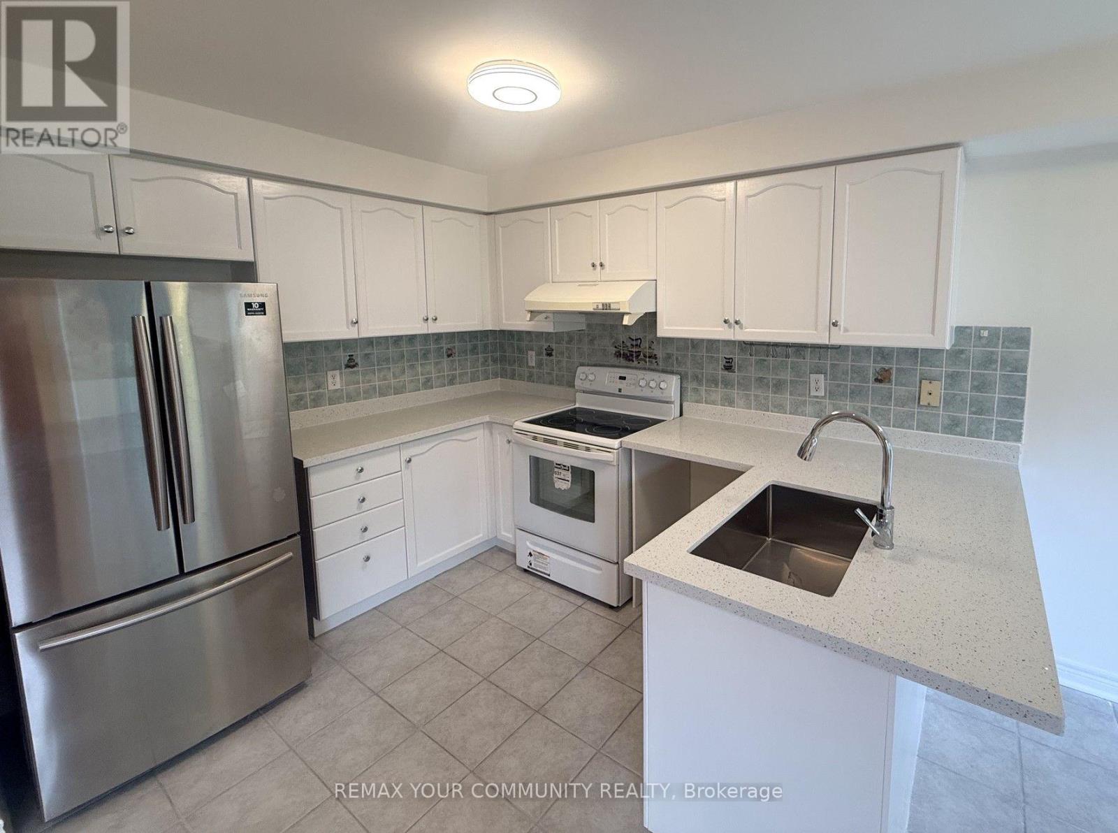 3 Sunway Square, Markham, Ontario  L3P 7X3 - Photo 7 - N13671642