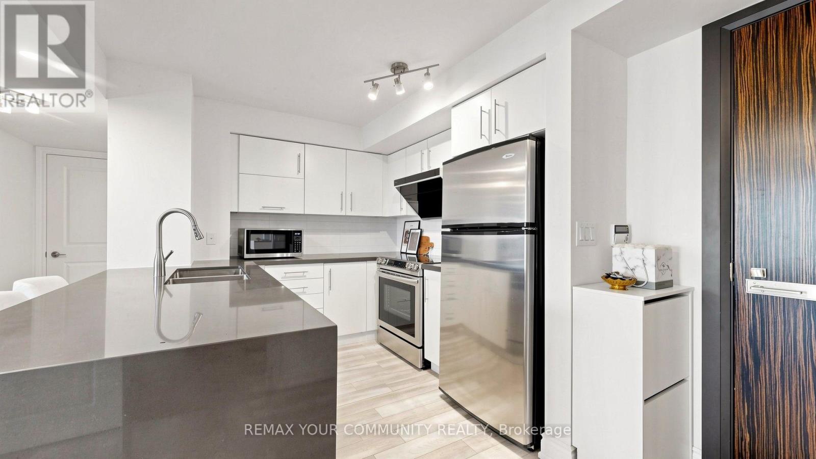 215 - 273 South Park Road, Markham, Ontario  L3T 0B5 - Photo 22 - N13671652