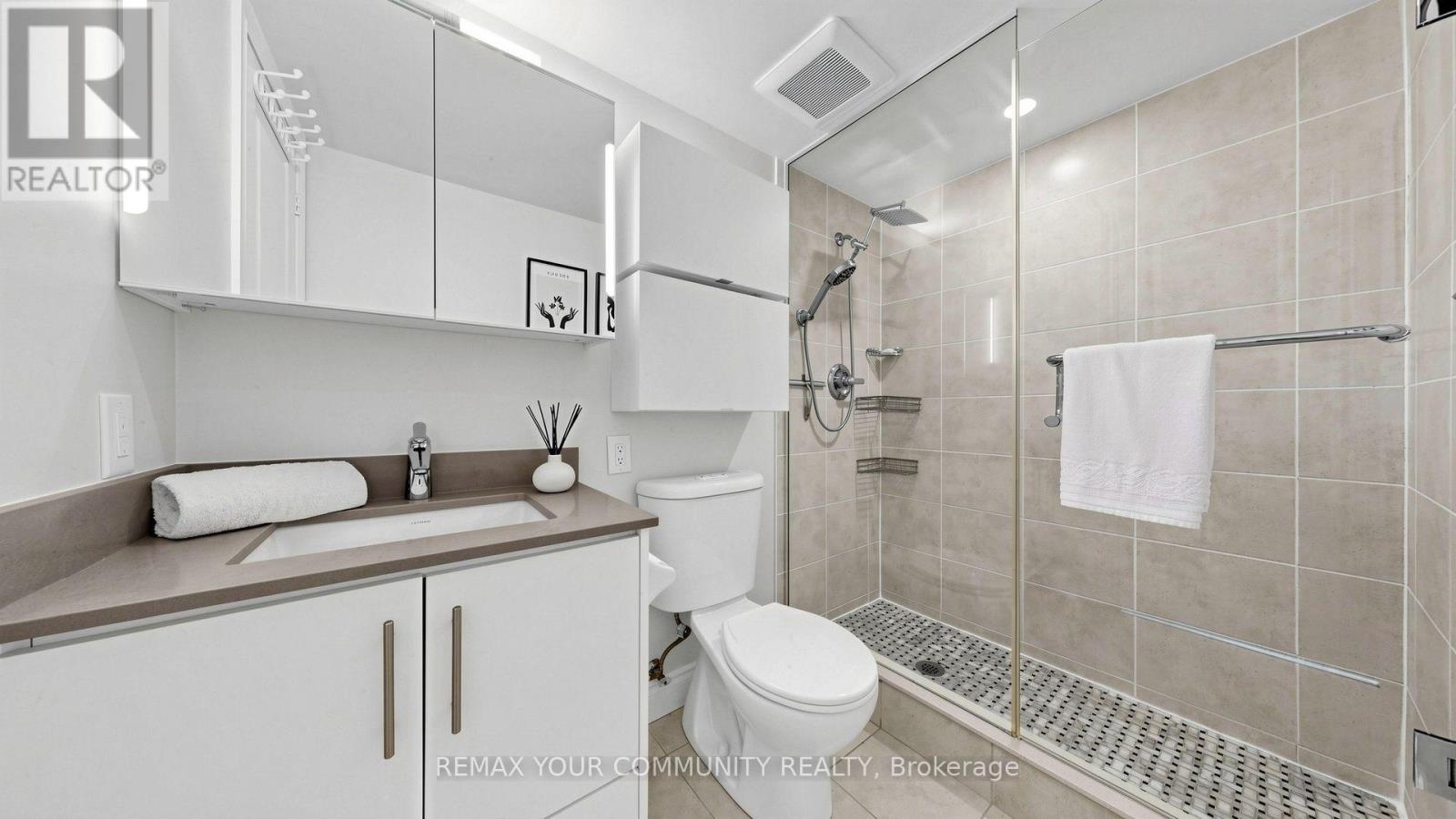 215 - 273 South Park Road, Markham, Ontario  L3T 0B5 - Photo 28 - N13671652