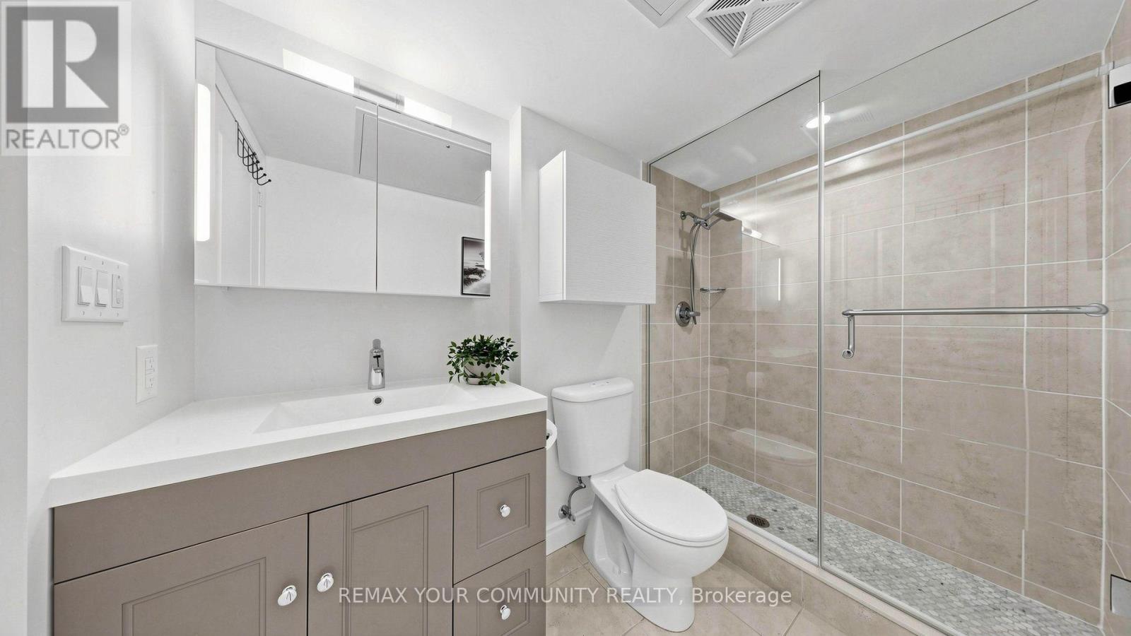 215 - 273 South Park Road, Markham, Ontario  L3T 0B5 - Photo 31 - N13671652