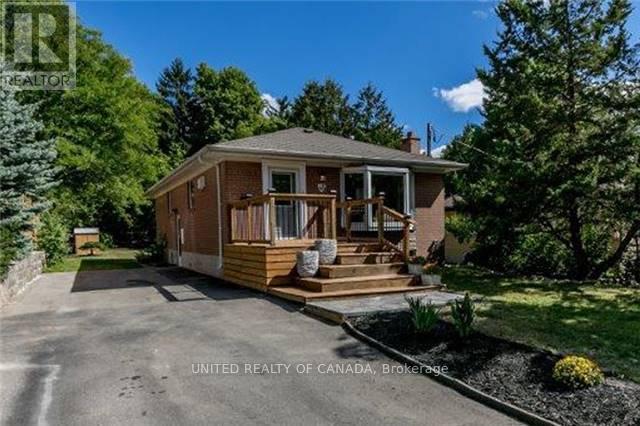 45 BAYVIEW PARKWAY, Newmarket, Ontario