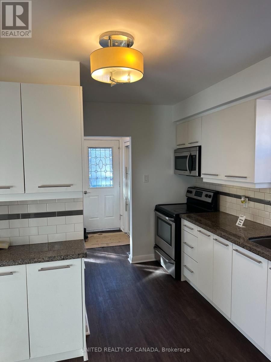 45 Bayview Parkway, Newmarket, Ontario  L3Y 3W2 - Photo 12 - N13671724