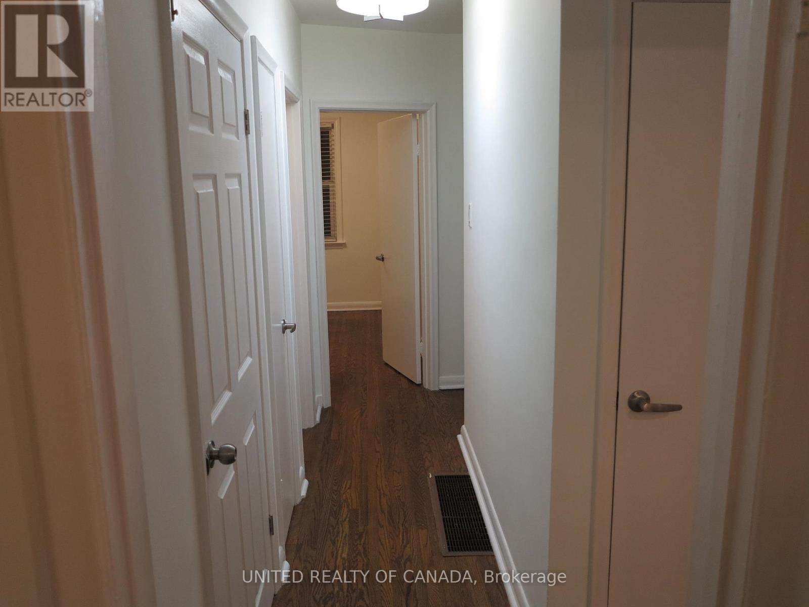 45 Bayview Parkway, Newmarket, Ontario  L3Y 3W2 - Photo 24 - N13671724