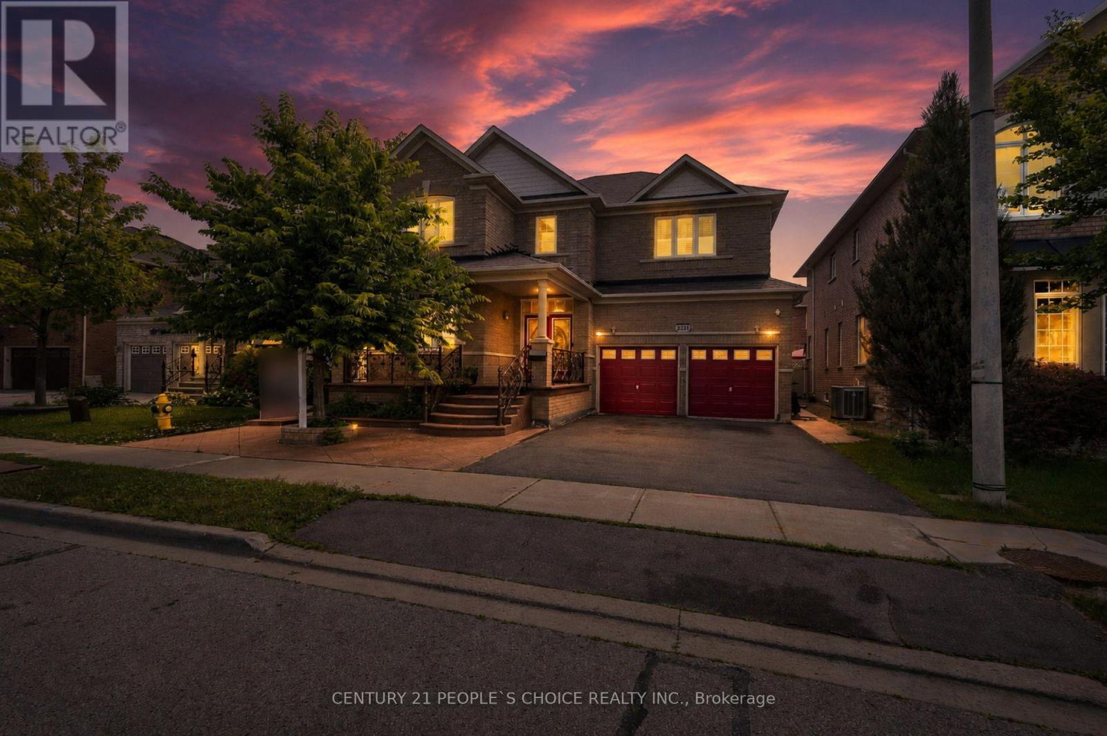 233 Vellore Avenue, Vaughan, Ontario  L4H 3A1 - Photo 2 - N13671782