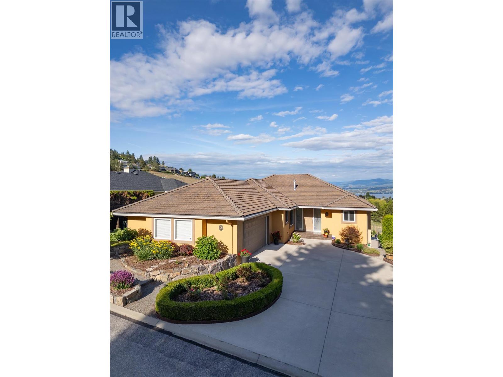 3333 Chancellor Place Unit# 2, West Kelowna, British Columbia  V4T 2S9 - Photo 1 - 10390182