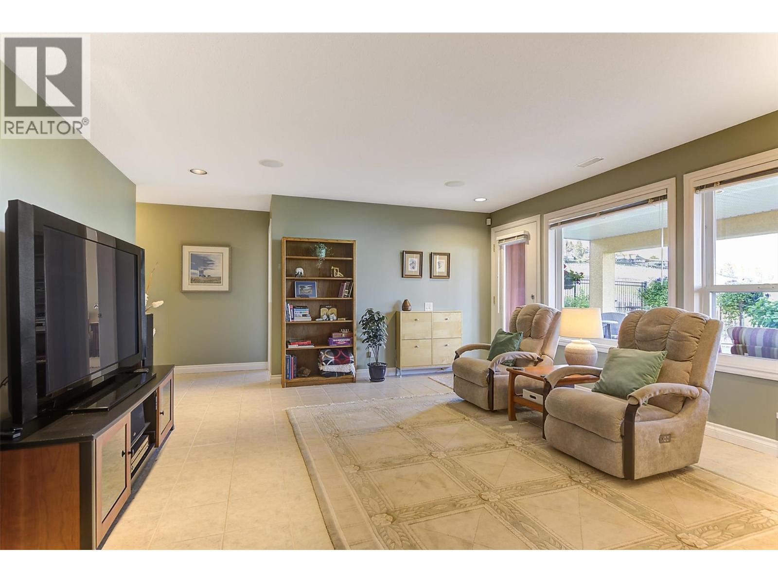 3333 Chancellor Place Unit# 2, West Kelowna, British Columbia  V4T 2S9 - Photo 40 - 10390182