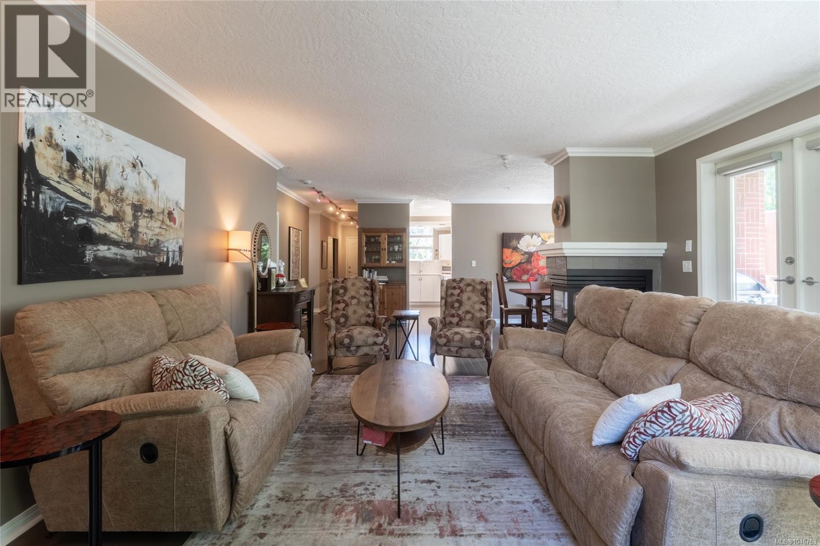 201 380 Waterfront Cres, Victoria, British Columbia  V8T 5K3 - Photo 9 - 1046763