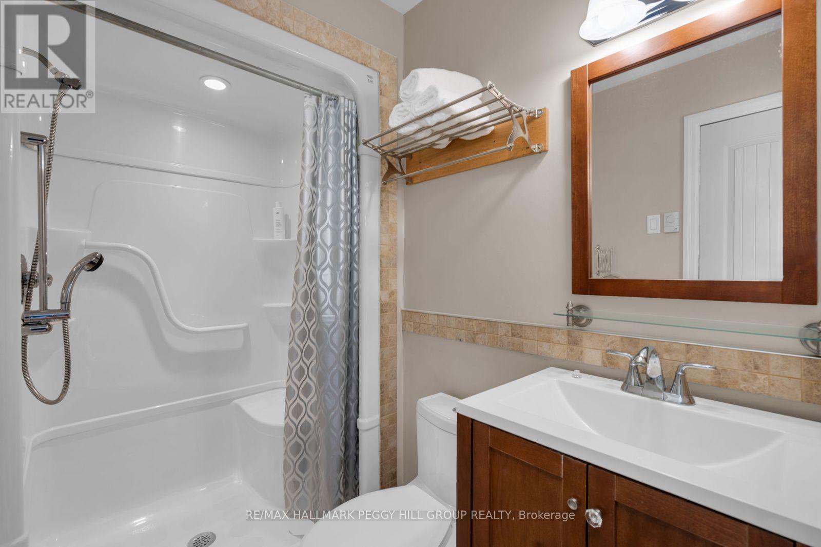2889 Fairgrounds Road S, Clearview, Ontario  L0M 1G0 - Photo 16 - S13671708