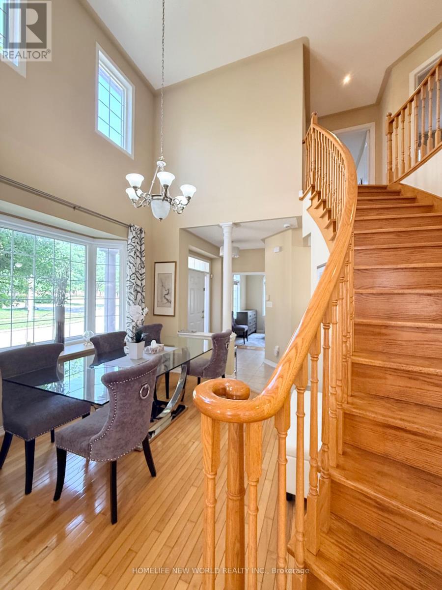 63 Southbrook Crescent, Markham, Ontario L6C 2H3 - Photo 21 - N13669188
