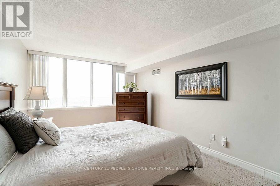 2010 - 350 Webb Drive, Mississauga, Ontario  L5B 3W4 - Photo 15 - W13671678