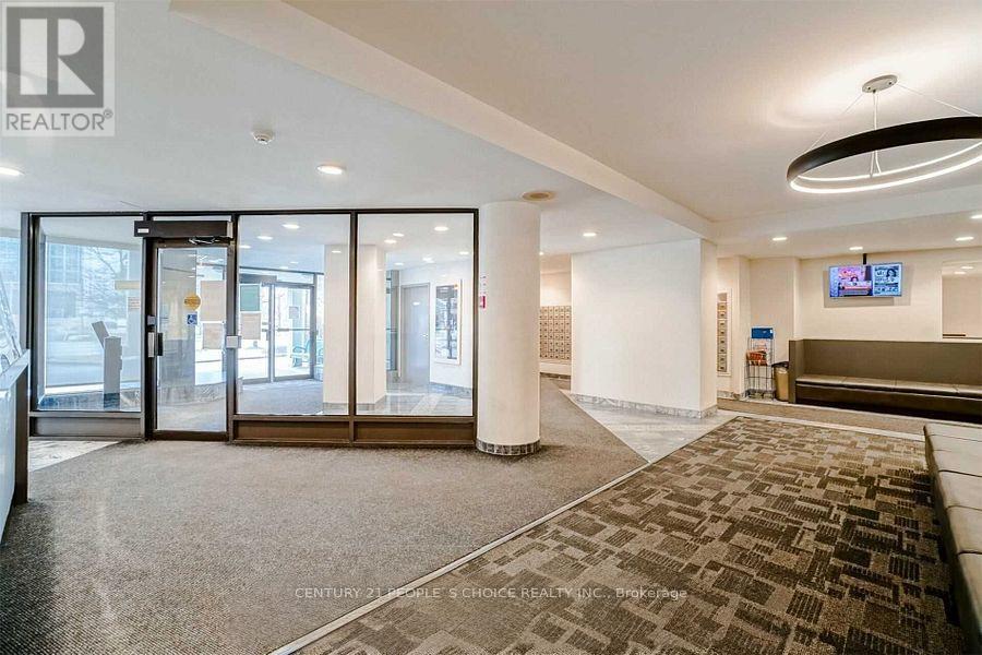 2010 - 350 Webb Drive, Mississauga, Ontario  L5B 3W4 - Photo 3 - W13671678