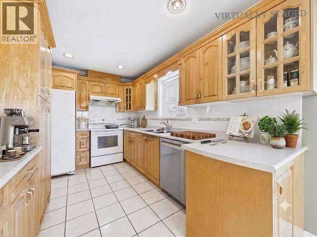 7698 14th Avenue, Burnaby, British Columbia V3N 2A6 - Photo 11 - R3153936