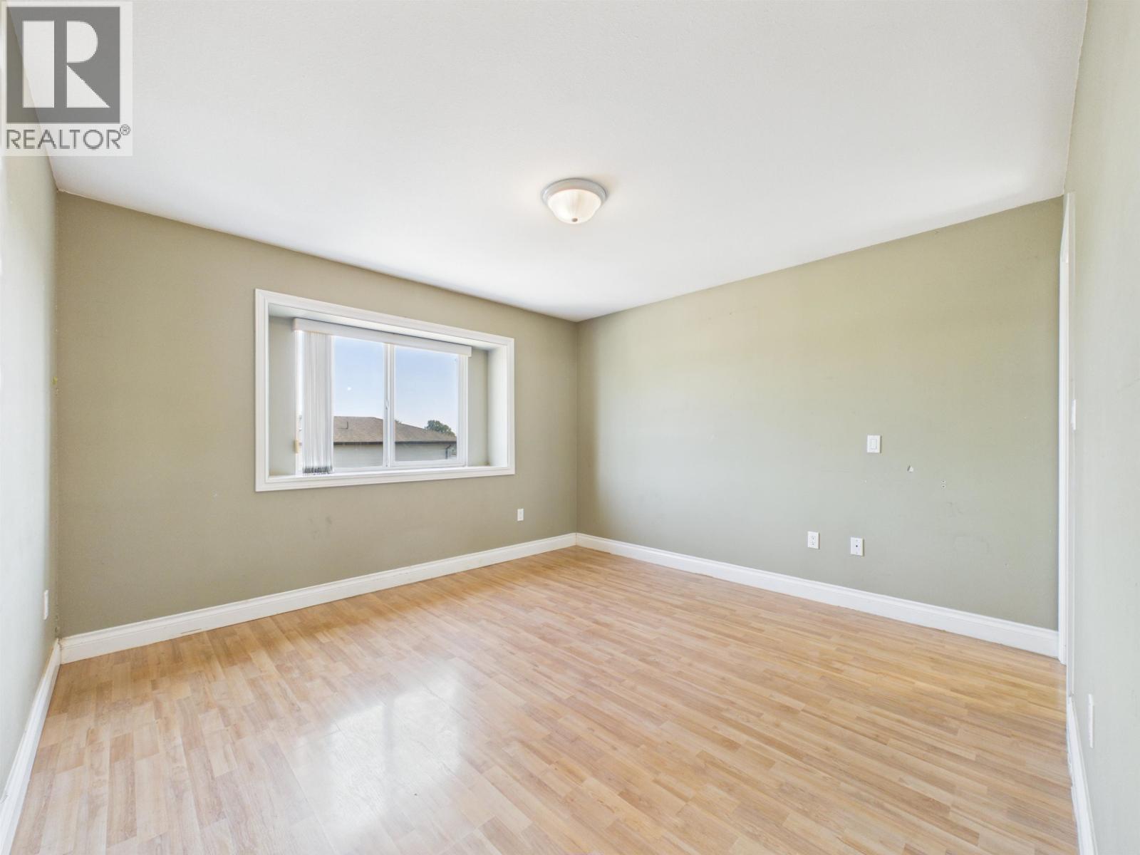 7698 14th Avenue, Burnaby, British Columbia V3N 2A6 - Photo 24 - R3153936